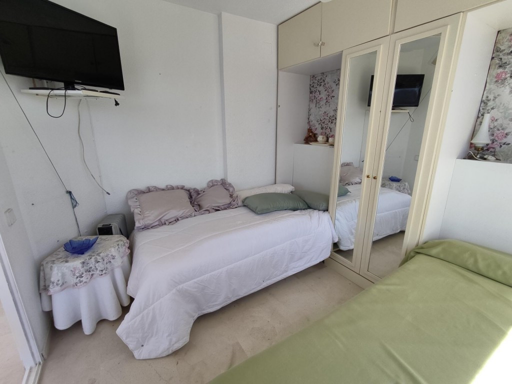 Se vende Apartamento Planta Media de 3 dormitorios en Costa Blanca, Alicante, España