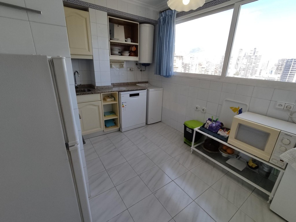 Se vende Apartamento Planta Media de 3 dormitorios en Costa Blanca, Alicante, España