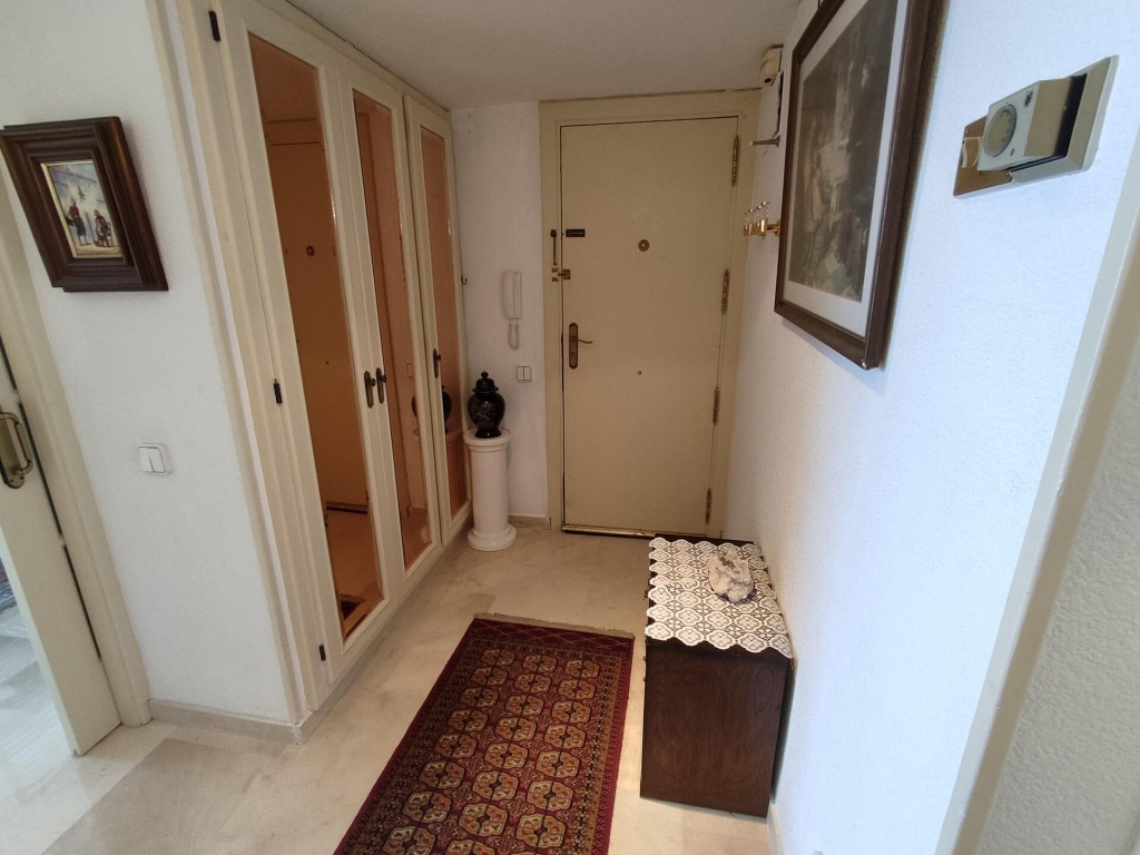 Se vende Apartamento Planta Media de 3 dormitorios en Costa Blanca, Alicante, España