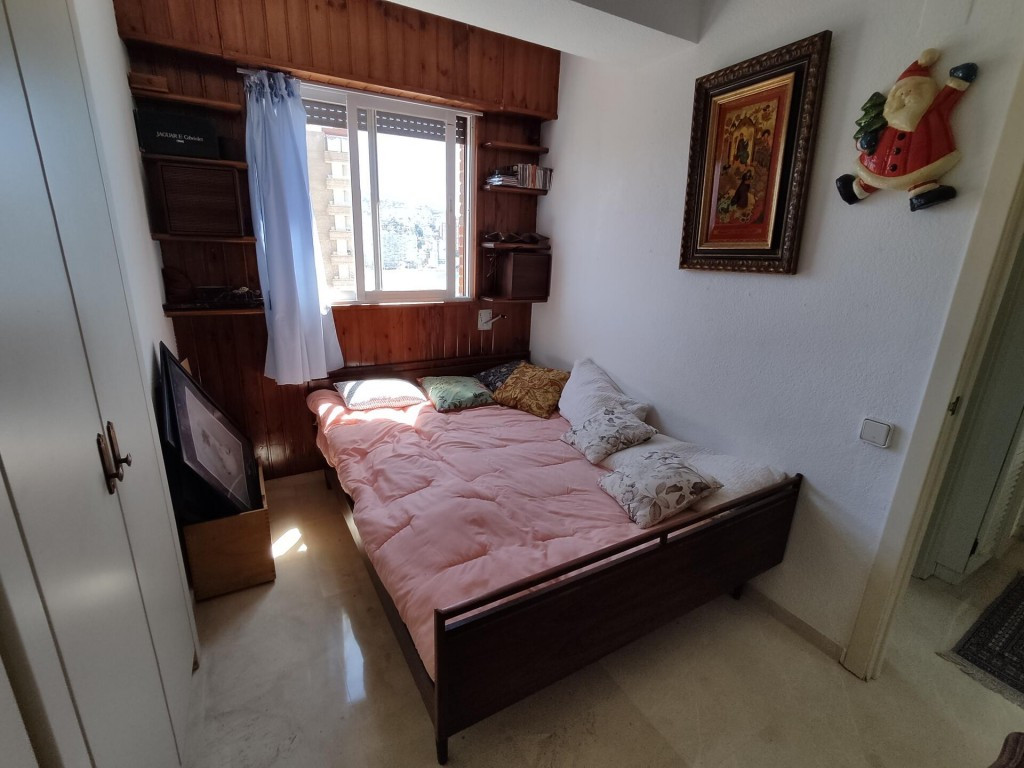 Se vende Apartamento Planta Media de 3 dormitorios en Costa Blanca, Alicante, España