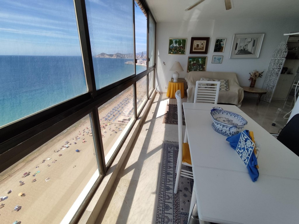 Se vende Apartamento Planta Media de 3 dormitorios en Costa Blanca, Alicante, España