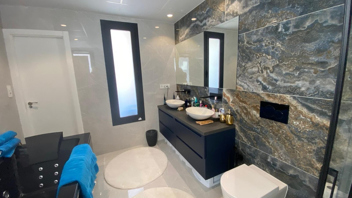 4 Bed Townhouse for sale in Finestrat Costa Blanca, Alicante, Spain