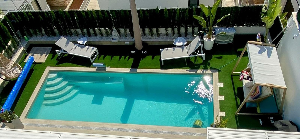 4 Bed Townhouse for sale in Finestrat Costa Blanca, Alicante, Spain
