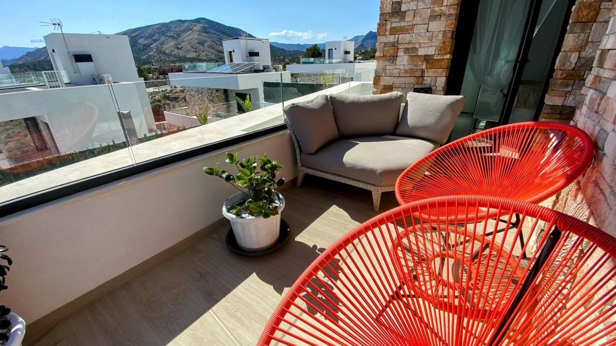 4 Bed Townhouse for sale in Finestrat Costa Blanca, Alicante, Spain