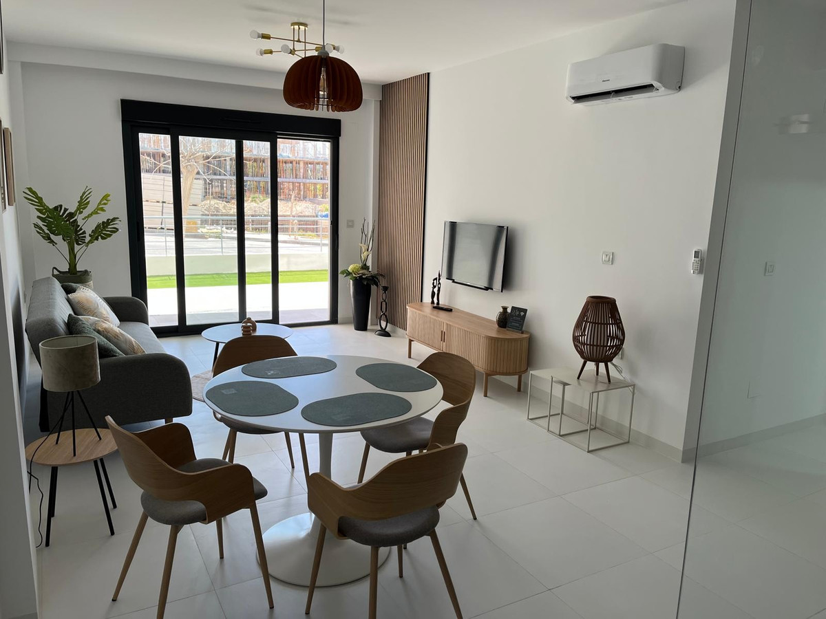 Se vende Apartamento Planta Baja de 2 dormitorios en Costa Blanca, Alicante, España