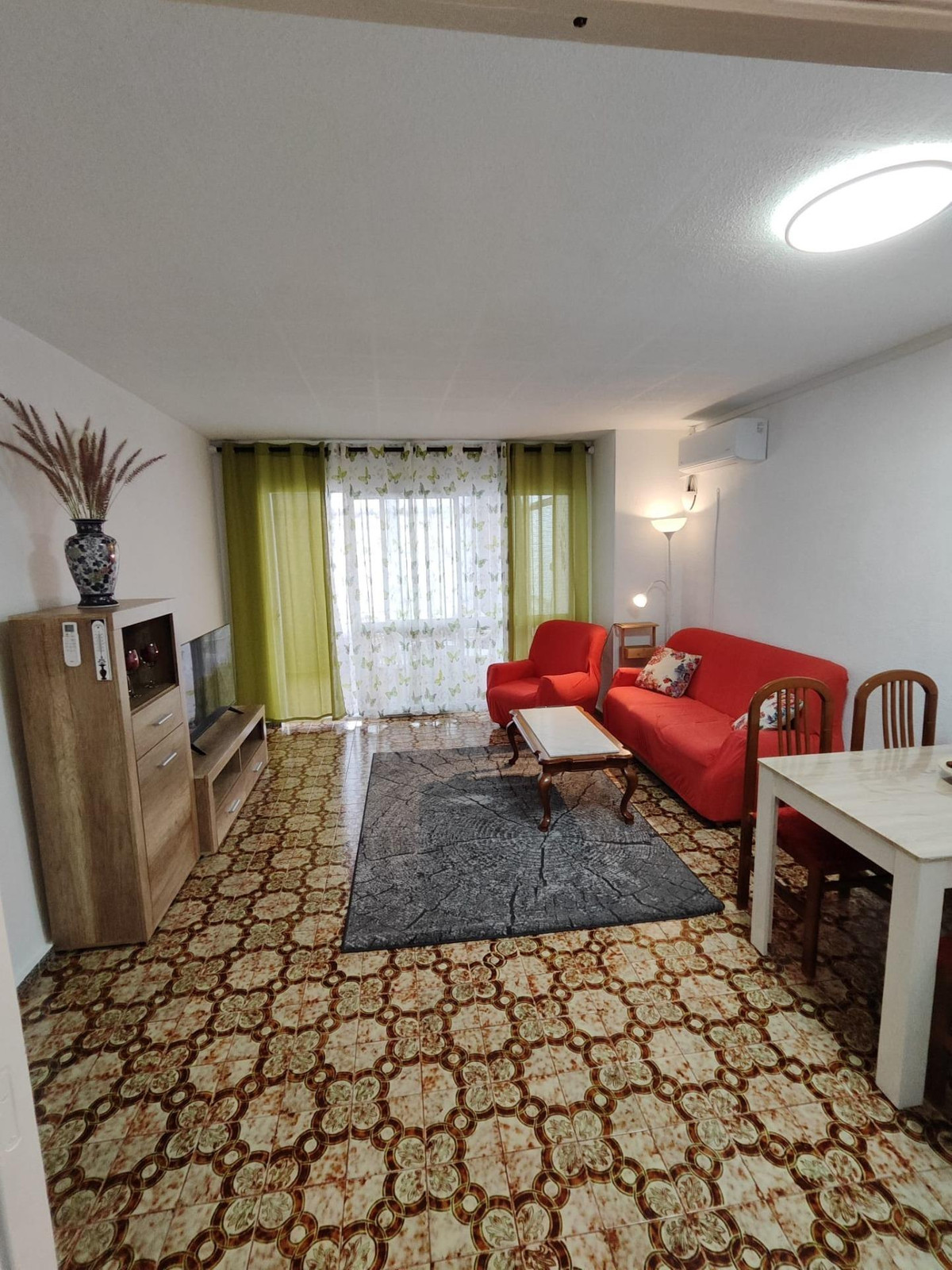 Se vende Apartamento Planta Media de 3 dormitorios en Costa Blanca, Alicante, España