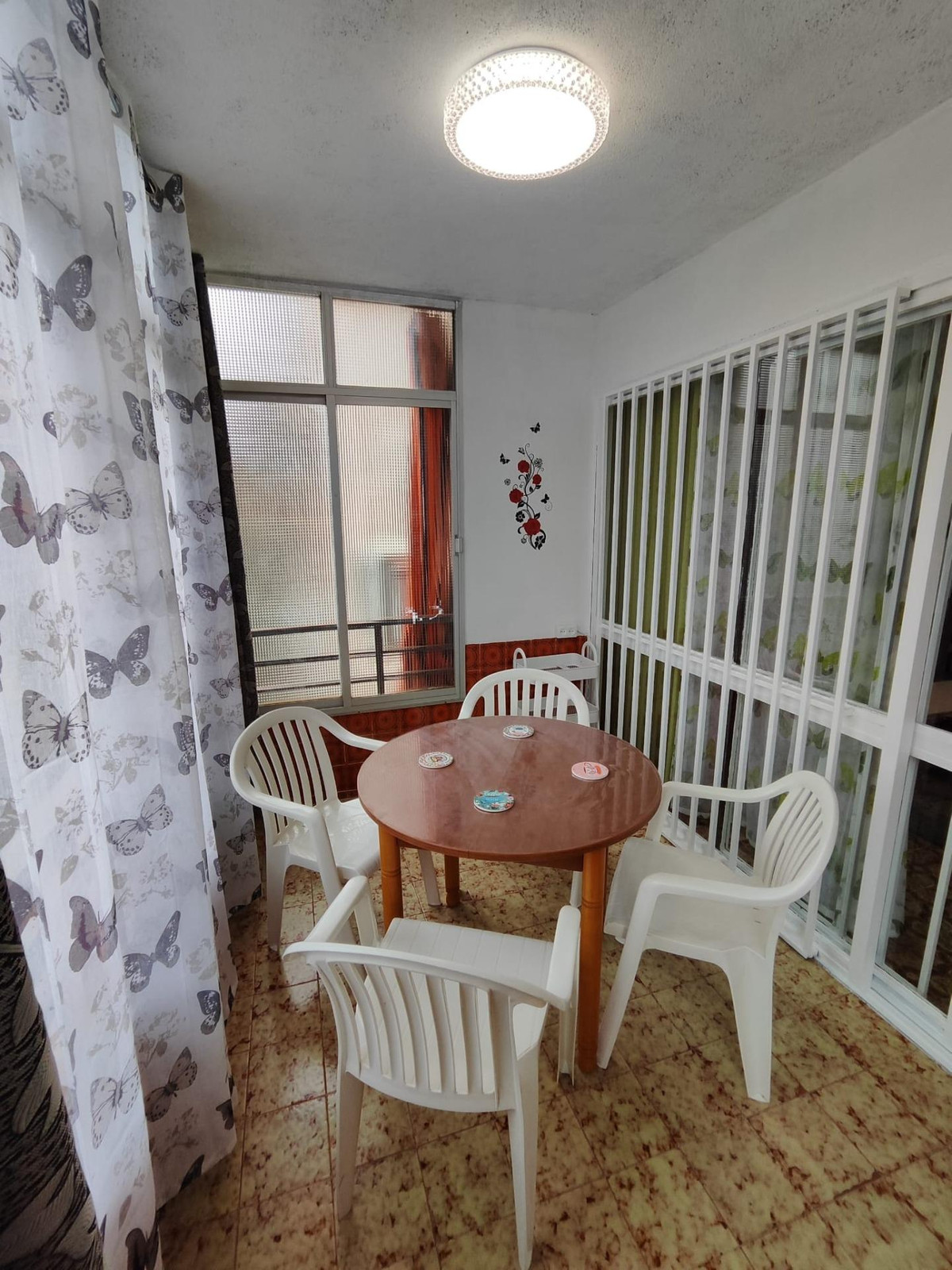 Se vende Apartamento Planta Media de 3 dormitorios en Costa Blanca, Alicante, España