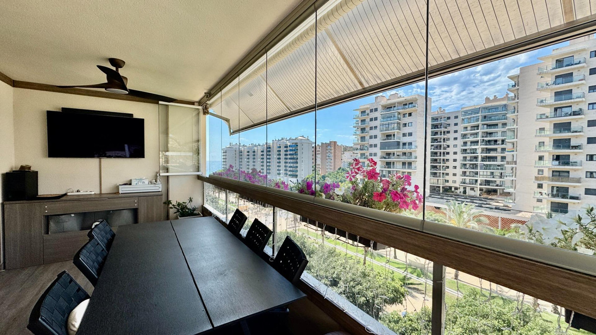 Se vende Apartamento Planta Media de 3 dormitorios en Costa Blanca, Alicante, España