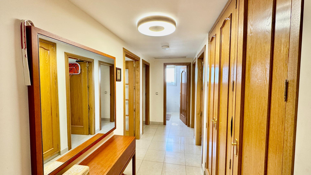 Se vende Apartamento Planta Media de 3 dormitorios en Costa Blanca, Alicante, España