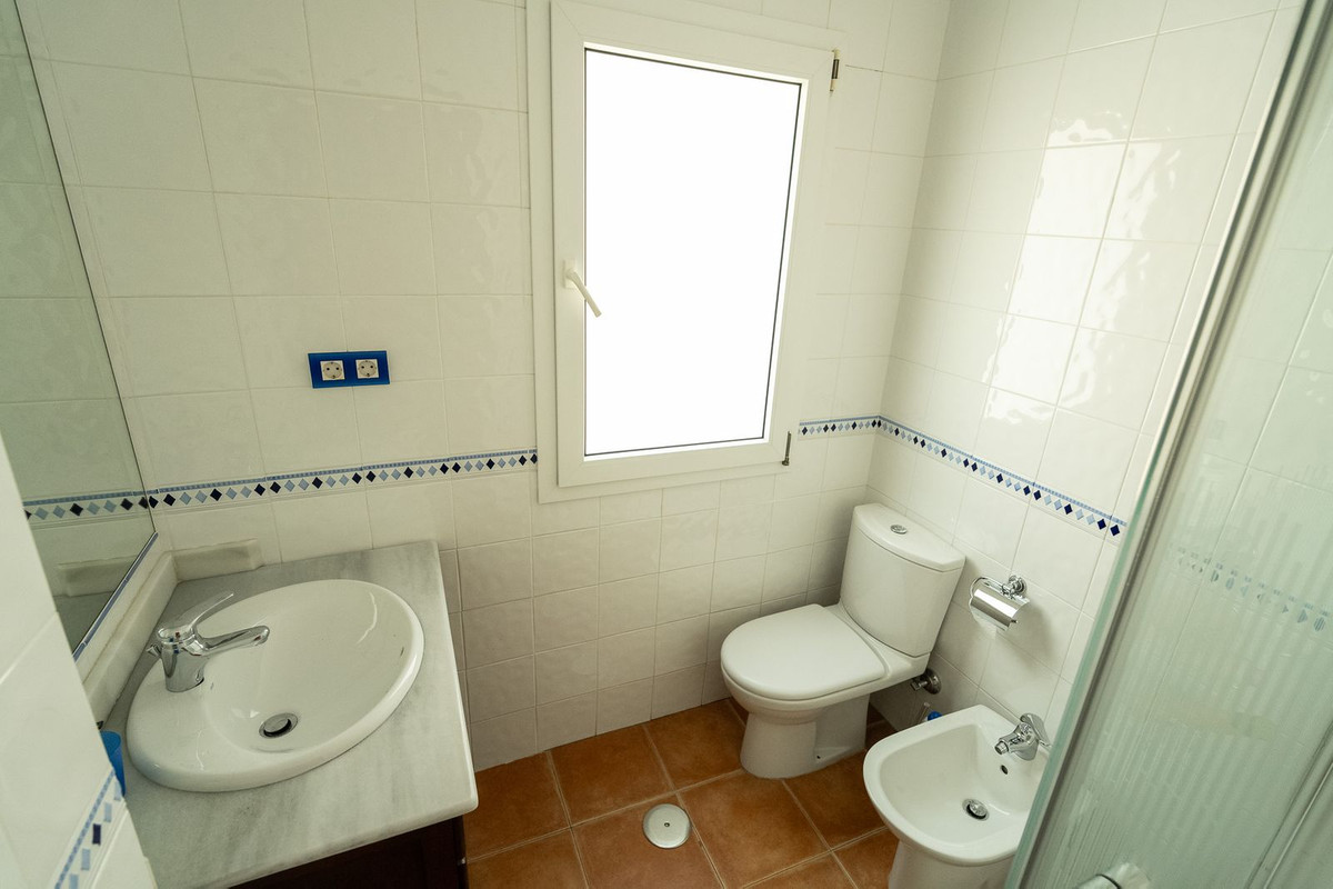 5 Bed Townhouse for sale in Pinares De San Antón Málaga Ciudad, Málaga, Spain