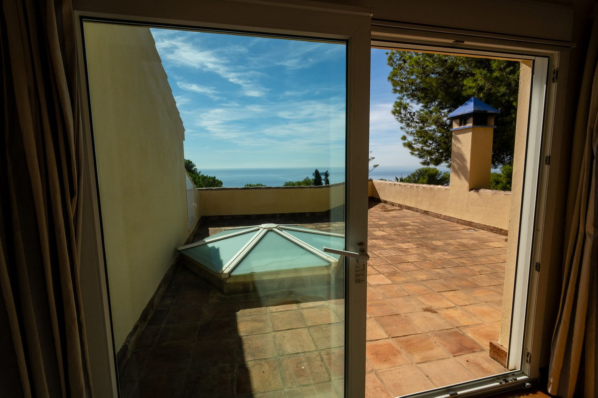 5 Bed Townhouse for sale in Pinares De San Antón Málaga Ciudad, Málaga, Spain