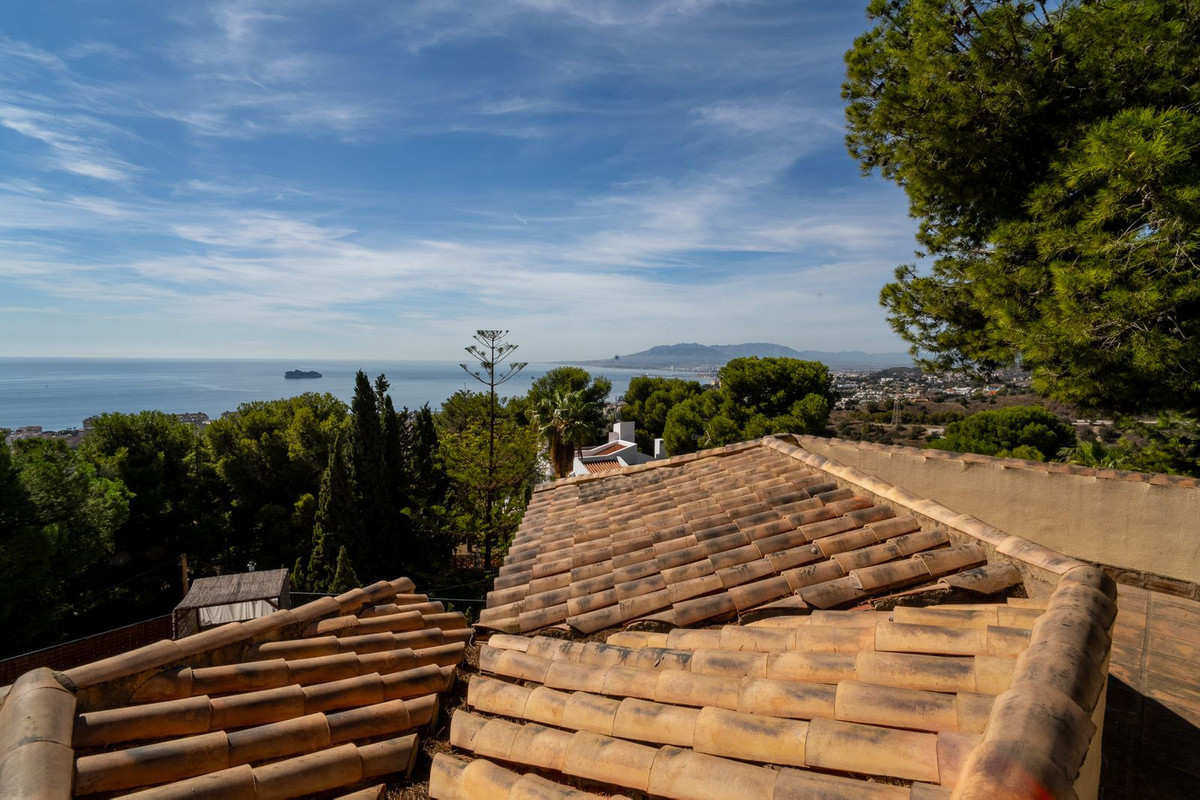 5 Bed Townhouse for sale in Pinares De San Antón Málaga Ciudad, Málaga, Spain