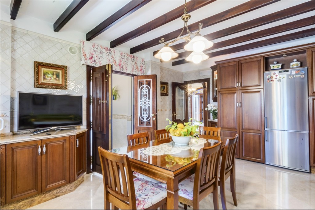 6 Bed Townhouse for sale in Alhaurín El Grande Costa Del Sol, Málaga, Spain