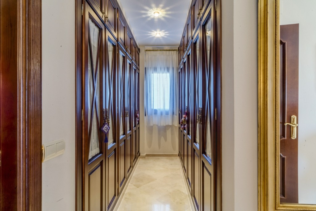 6 Bed Townhouse for sale in Alhaurín El Grande Costa Del Sol, Málaga, Spain