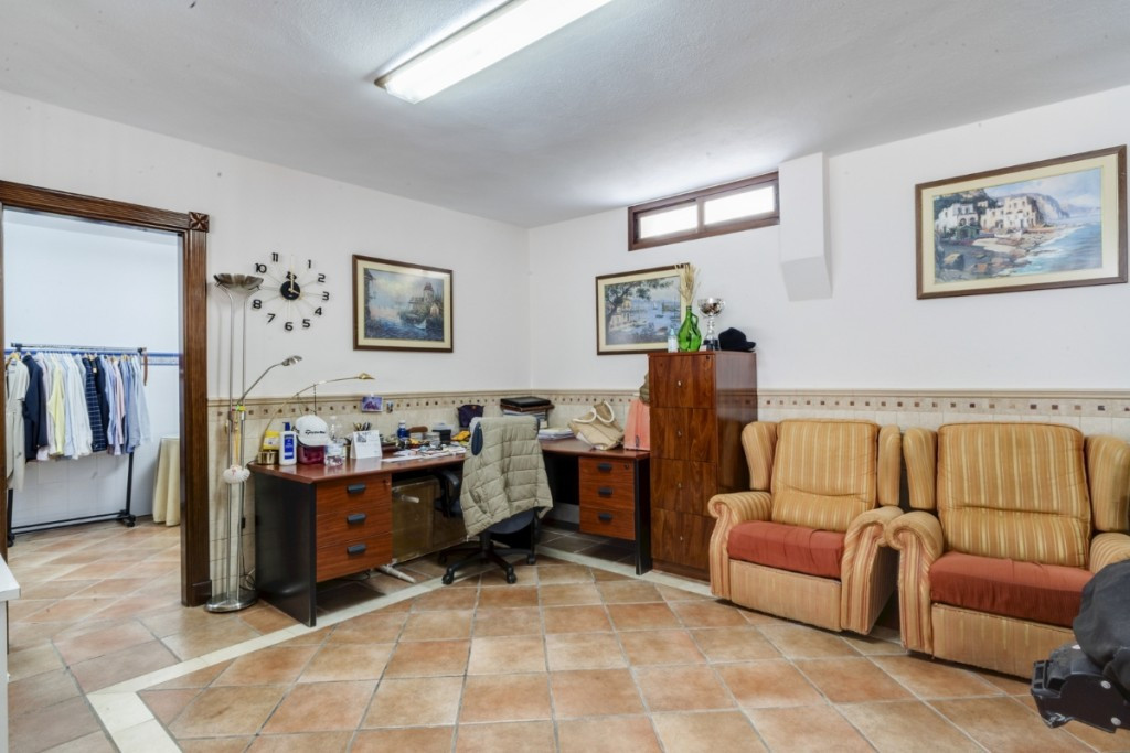 6 Bed Townhouse for sale in Alhaurín El Grande Costa Del Sol, Málaga, Spain