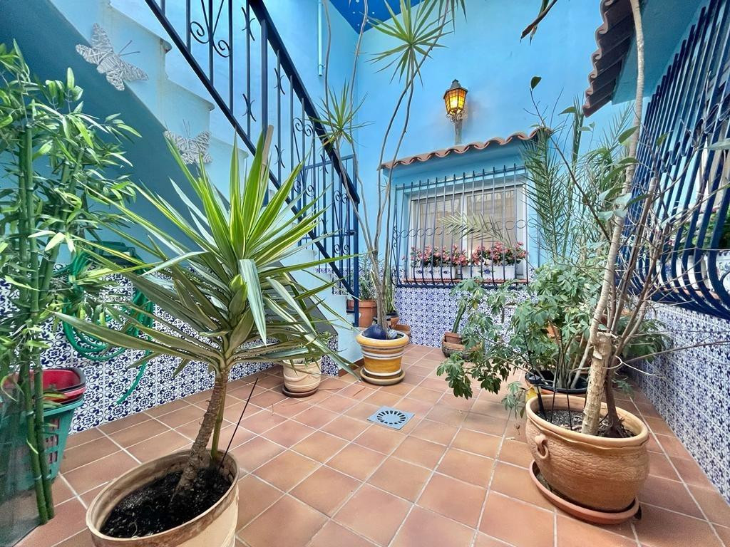 8 Bed Townhouse for sale in Gran Alacant Costa Blanca, Alicante, Spain