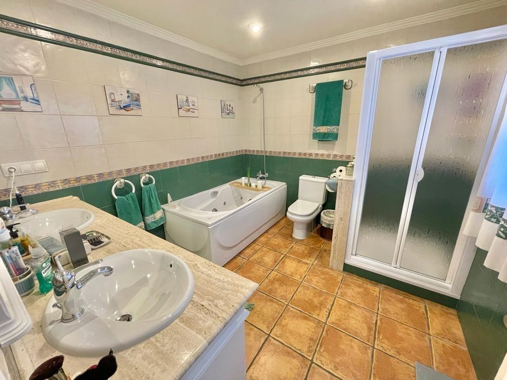 8 Bed Townhouse for sale in Gran Alacant Costa Blanca, Alicante, Spain