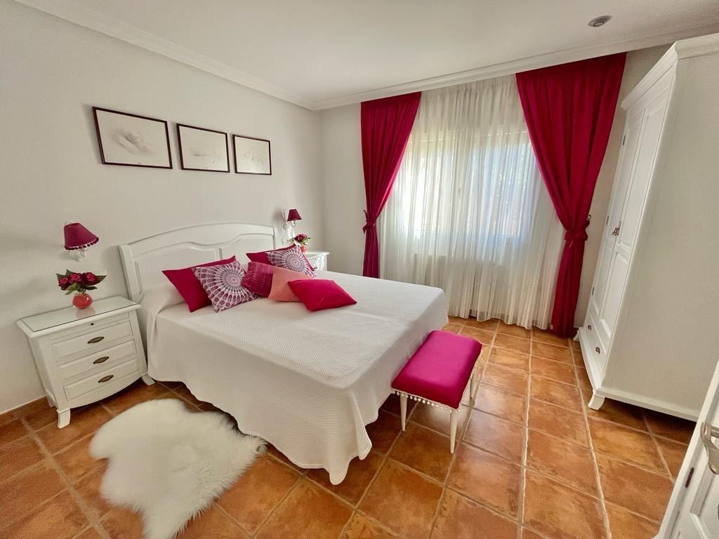 8 Bed Townhouse for sale in Gran Alacant Costa Blanca, Alicante, Spain