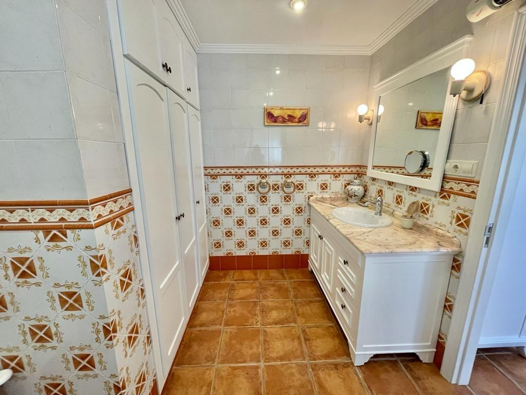 8 Bed Townhouse for sale in Gran Alacant Costa Blanca, Alicante, Spain