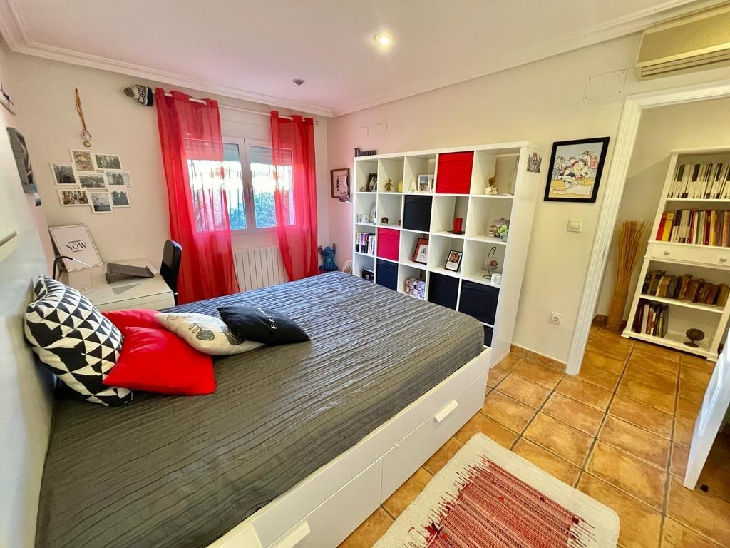 8 Bed Townhouse for sale in Gran Alacant Costa Blanca, Alicante, Spain
