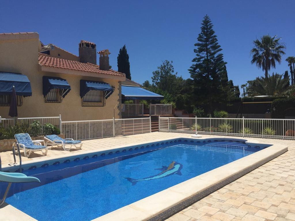 8 Bed Townhouse for sale in Gran Alacant Costa Blanca, Alicante, Spain