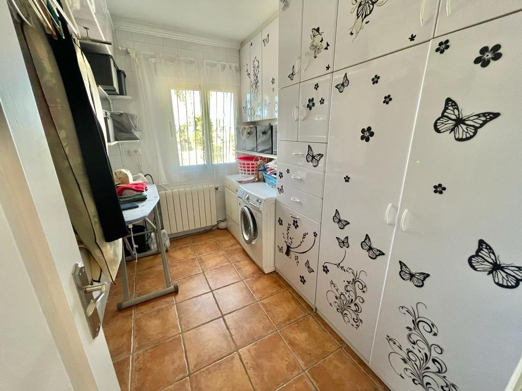 8 Bed Townhouse for sale in Gran Alacant Costa Blanca, Alicante, Spain