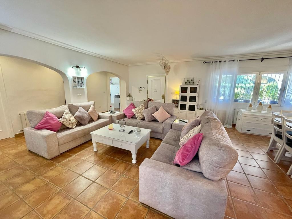 8 Bed Townhouse for sale in Gran Alacant Costa Blanca, Alicante, Spain