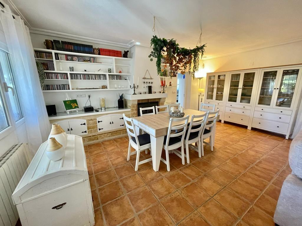 8 Bed Townhouse for sale in Gran Alacant Costa Blanca, Alicante, Spain