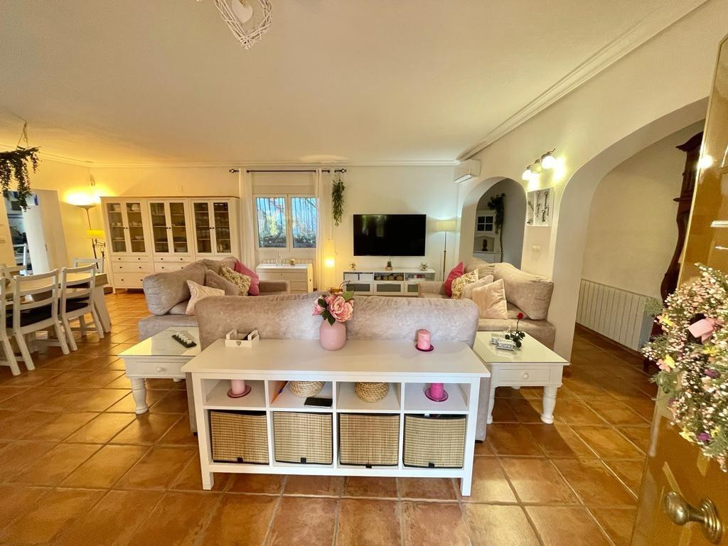 8 Bed Townhouse for sale in Gran Alacant Costa Blanca, Alicante, Spain