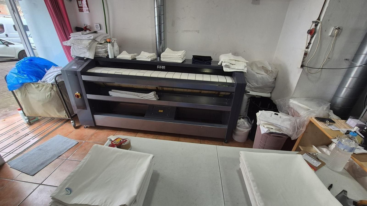 Se vende Lavandería  en Costa Del Sol, Málaga, España