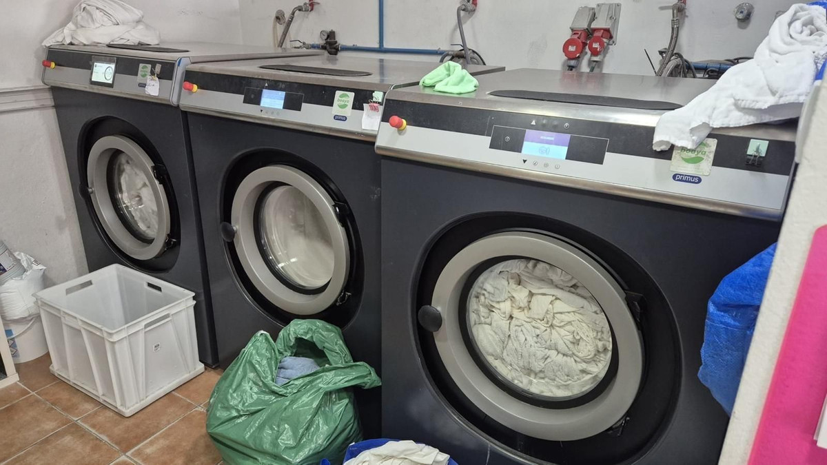 Se vende Lavandería  en Costa Del Sol, Málaga, España