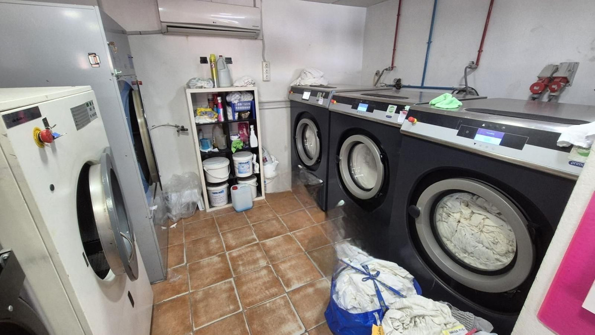 Se vende Lavandería  en Costa Del Sol, Málaga, España