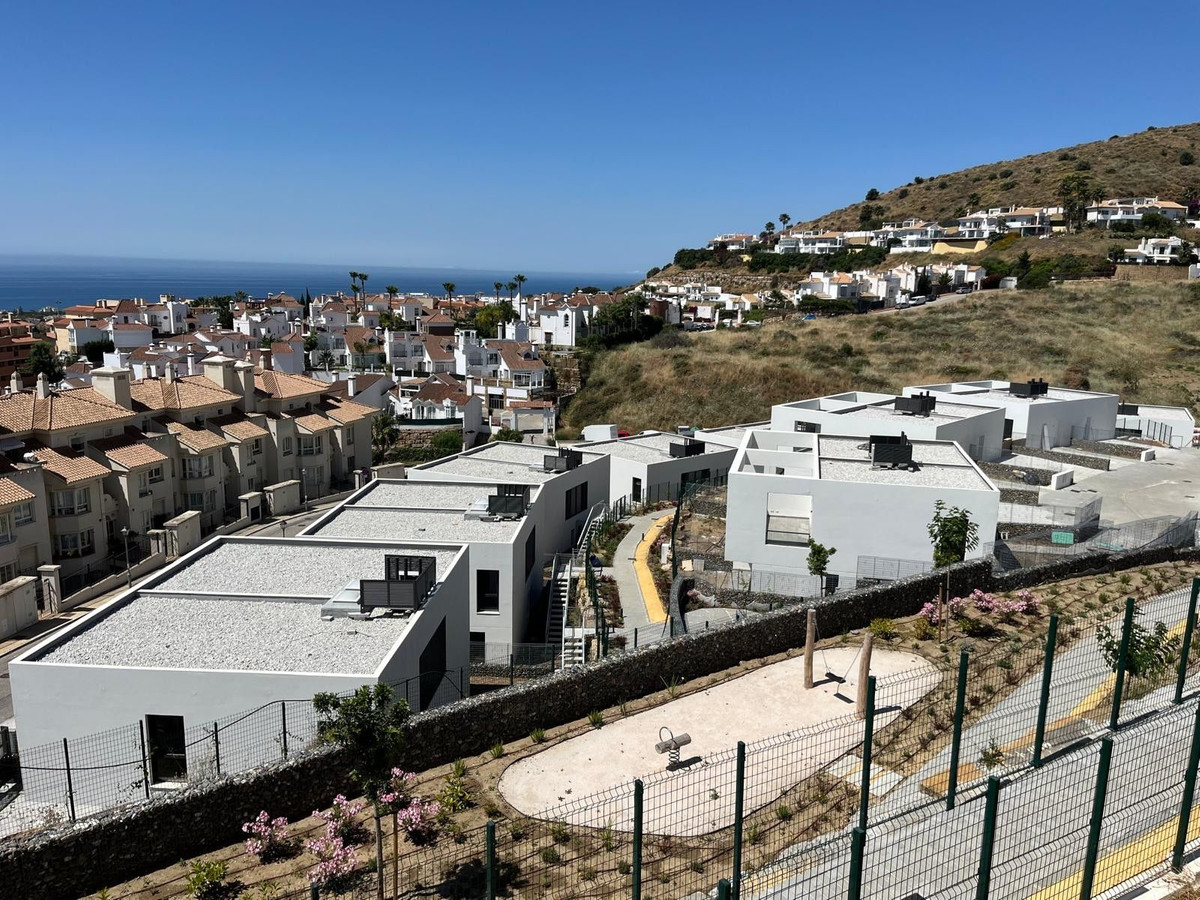 3 Bed Townhouse for sale in Riviera Del Sol Costa Del Sol, Málaga, Spain
