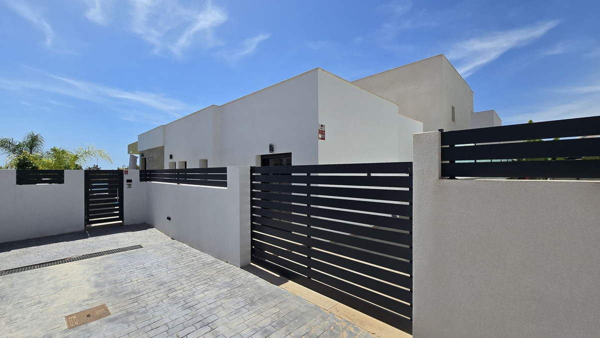 3 Bed Townhouse for sale in Los Montesinos Costa Blanca, Alicante, Spain
