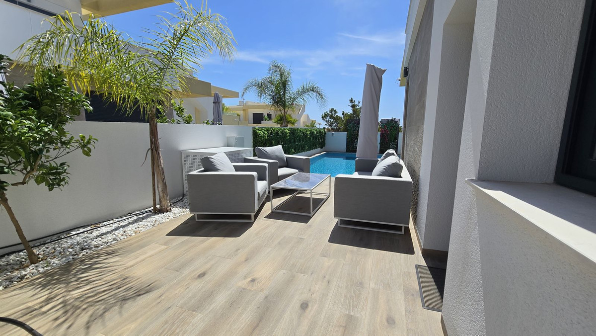 3 Bed Townhouse for sale in Los Montesinos Costa Blanca, Alicante, Spain