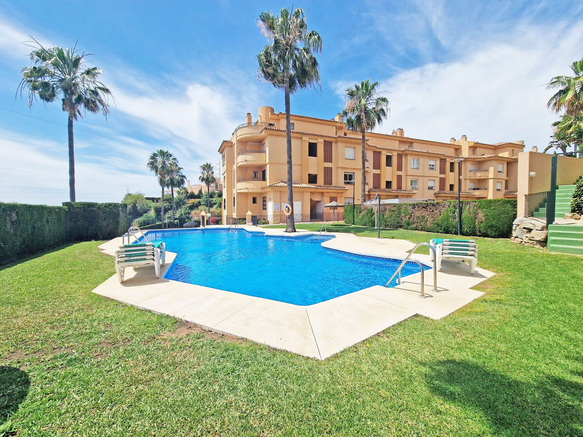 3 Bed Apartment for sale in Riviera Del Sol Costa Del Sol, Málaga, Spain