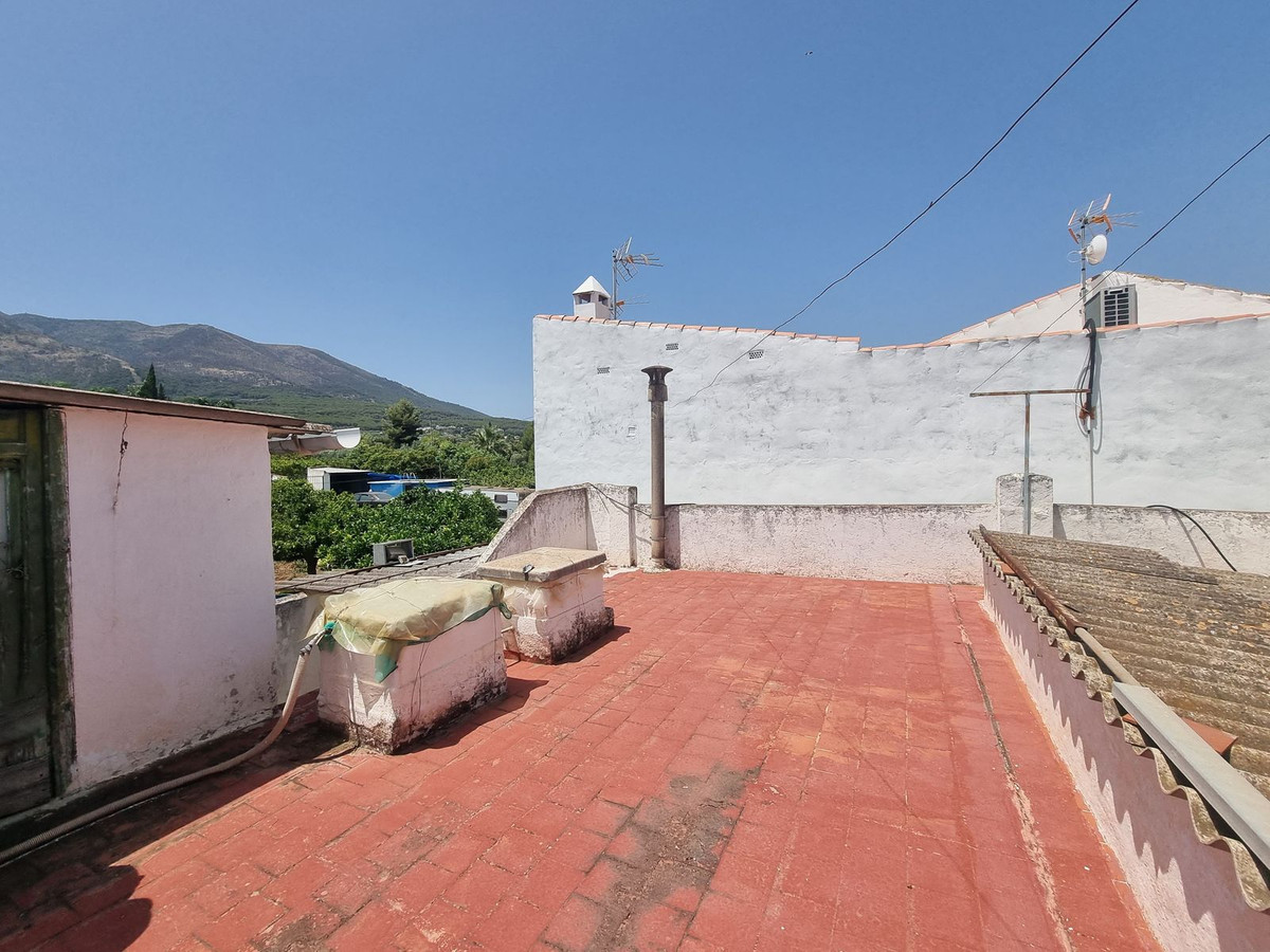 Se vende Finca - Cortijo de 3 dormitorios en Costa Del Sol, Málaga, España