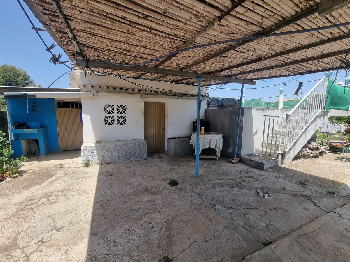 Se vende Finca - Cortijo de 3 dormitorios en Costa Del Sol, Málaga, España