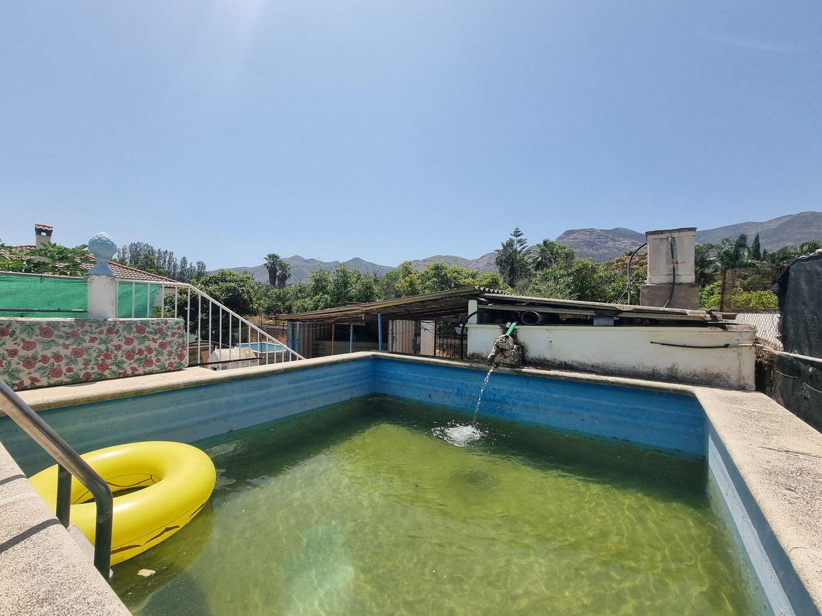 Se vende Finca - Cortijo de 3 dormitorios en Costa Del Sol, Málaga, España