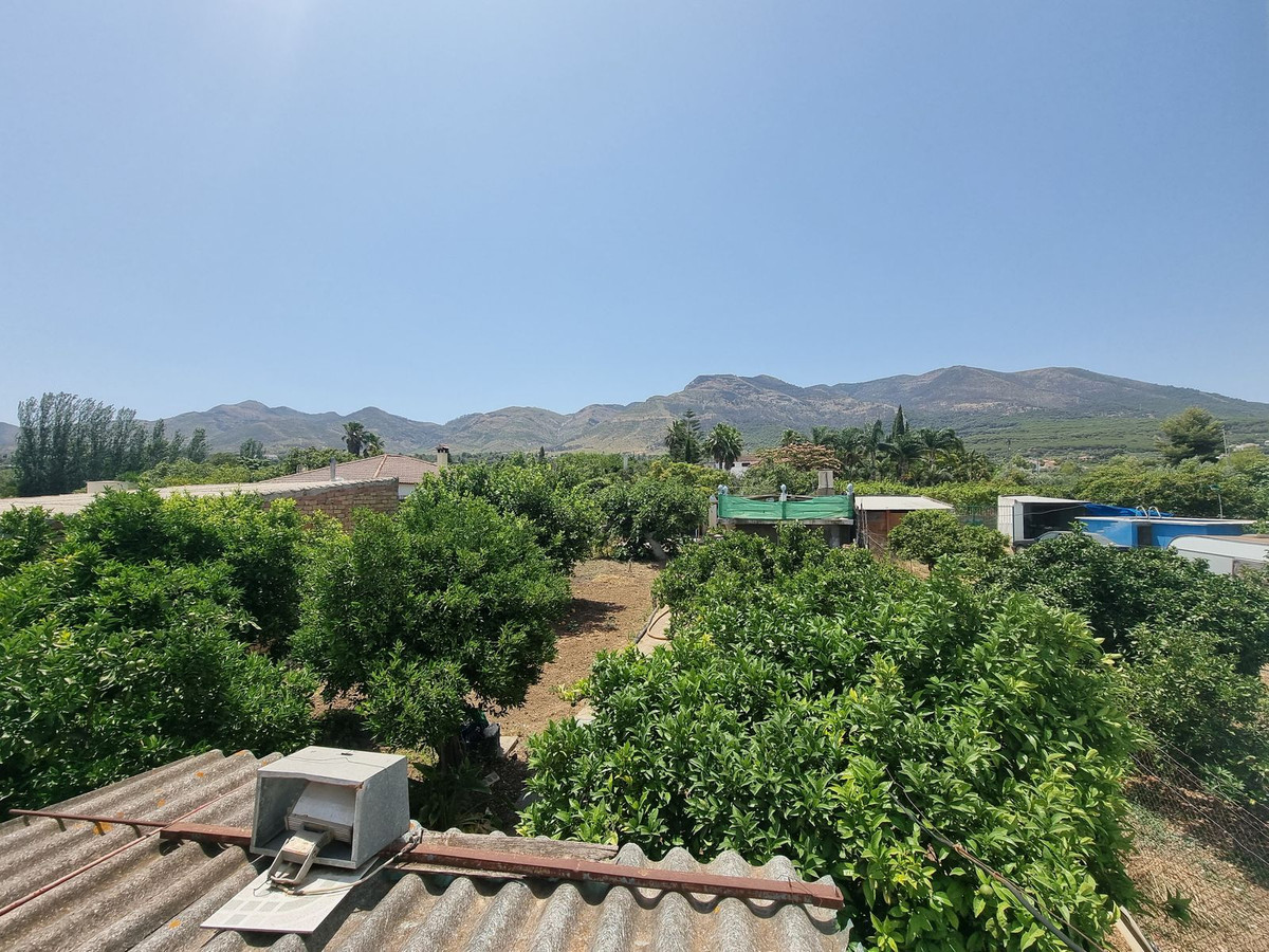 Se vende Finca - Cortijo de 3 dormitorios en Costa Del Sol, Málaga, España