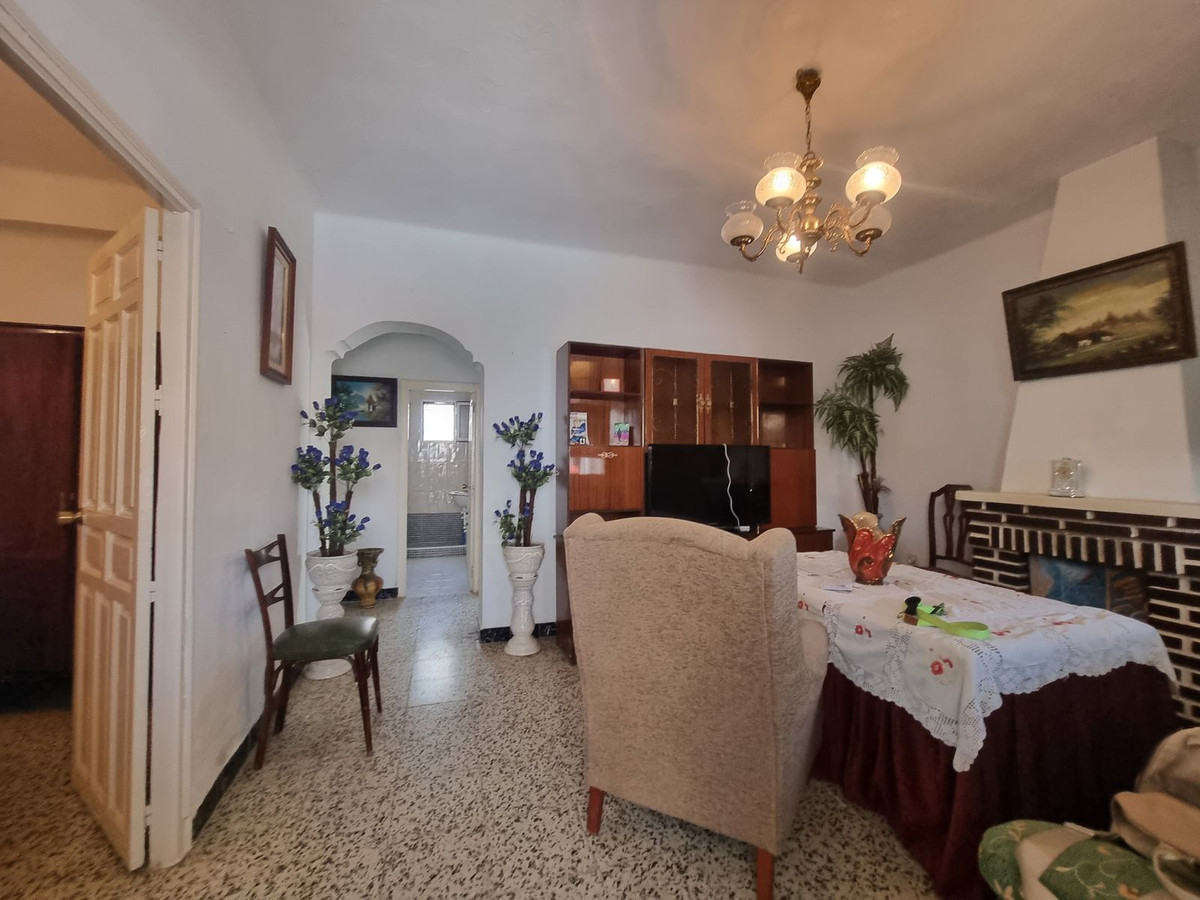 Se vende Finca - Cortijo de 3 dormitorios en Costa Del Sol, Málaga, España