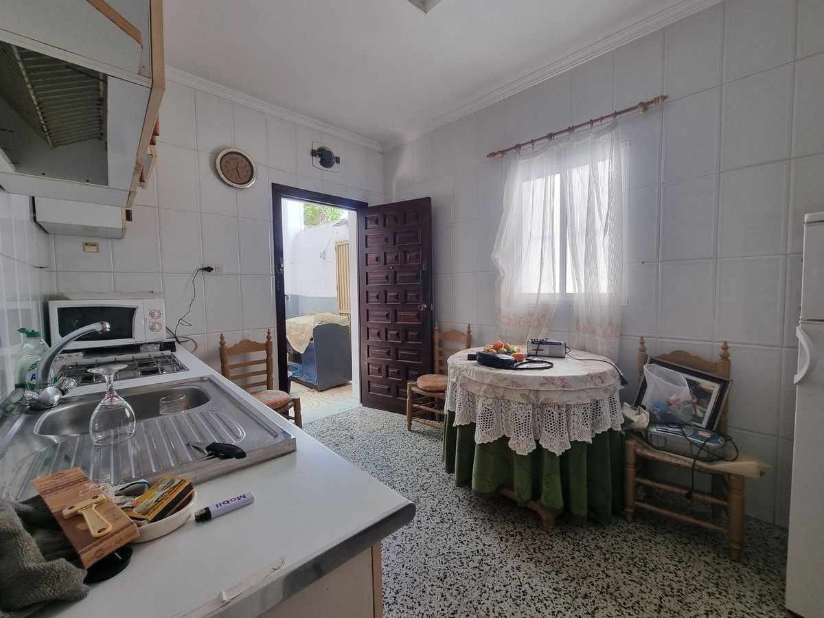 Se vende Finca - Cortijo de 3 dormitorios en Costa Del Sol, Málaga, España