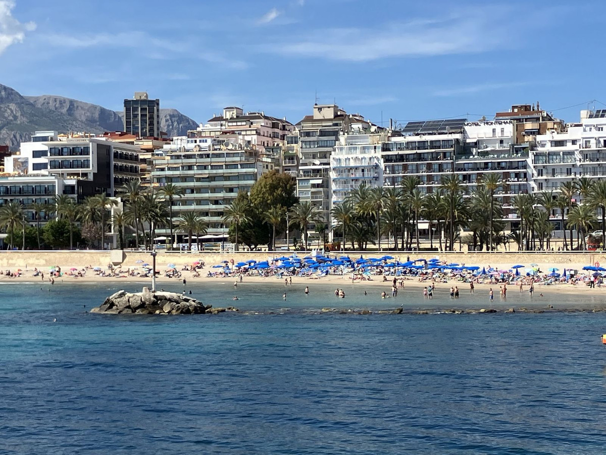 2 Bed Apartment for sale in Benidorm Costa Blanca, Alicante, Spain