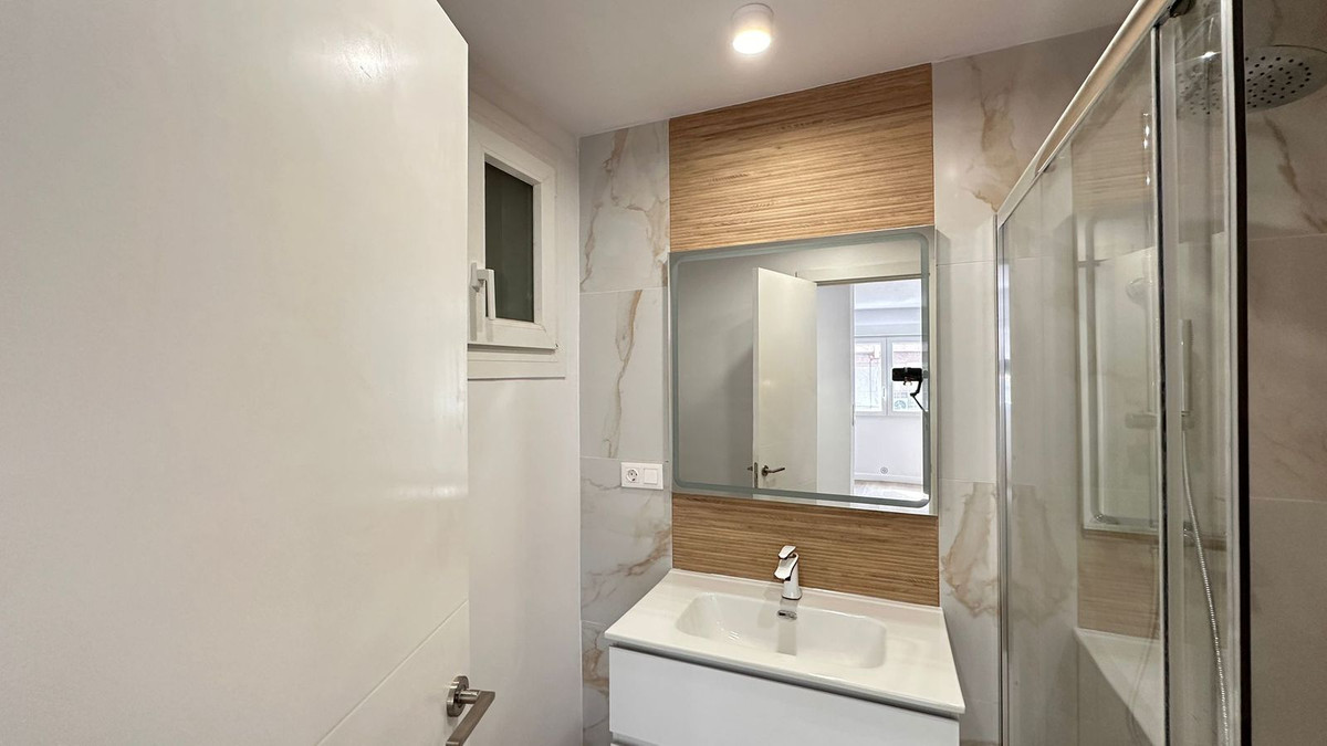 2 Bed Apartment for sale in Benidorm Costa Blanca, Alicante, Spain