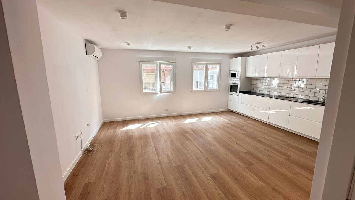 2 Bed Apartment for sale in Benidorm Costa Blanca, Alicante, Spain