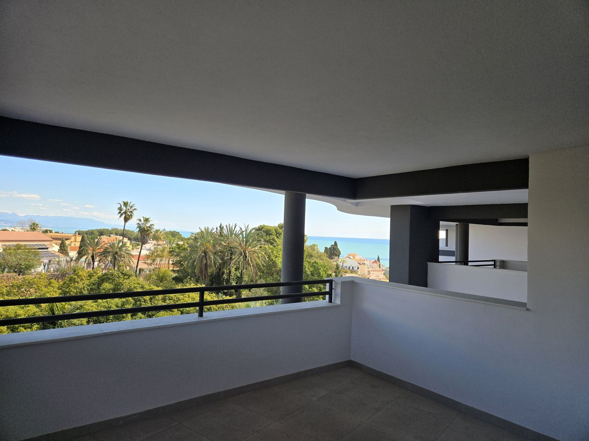 3 Bed Apartment for sale in Torremolinos Costa Del Sol, Málaga, Spain