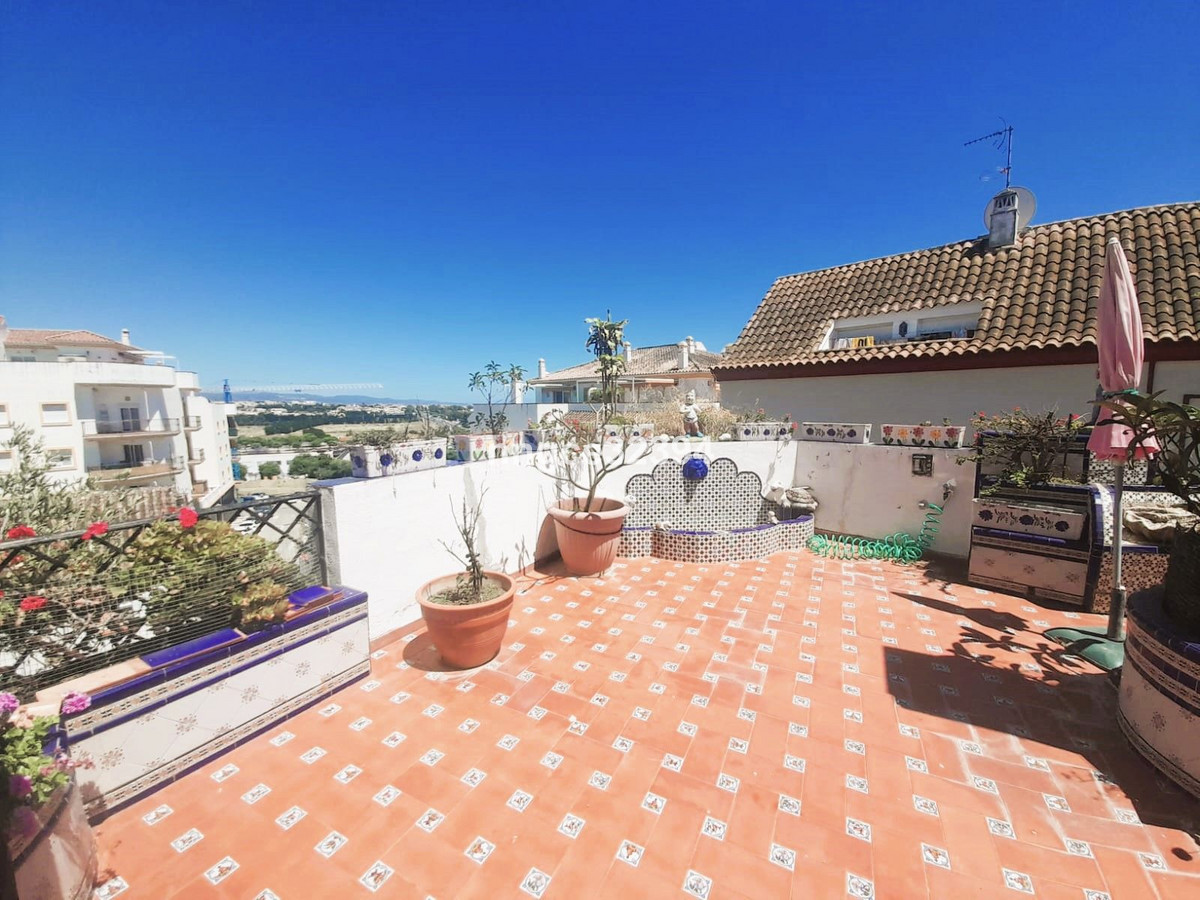 Se vende Villa - Chalet de 8 dormitorios en Costa Del Sol, Málaga, España