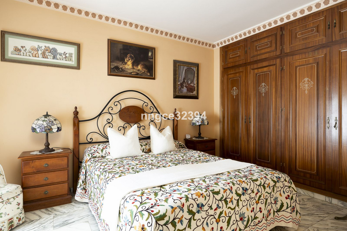 Se vende Villa - Chalet de 8 dormitorios en Costa Del Sol, Málaga, España