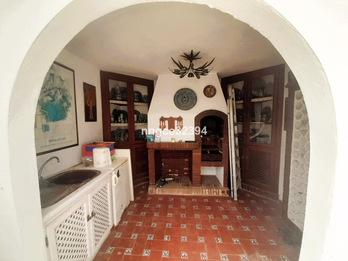 Se vende Villa - Chalet de 8 dormitorios en Costa Del Sol, Málaga, España