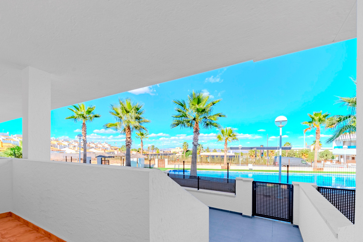 Se vende Adosada de 3 dormitorios en Costa Blanca, Alicante, España
